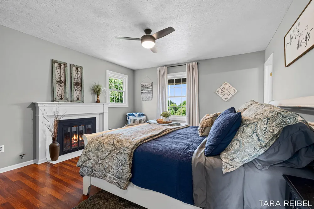 990 Riley Street Hudsonville, MI 49426