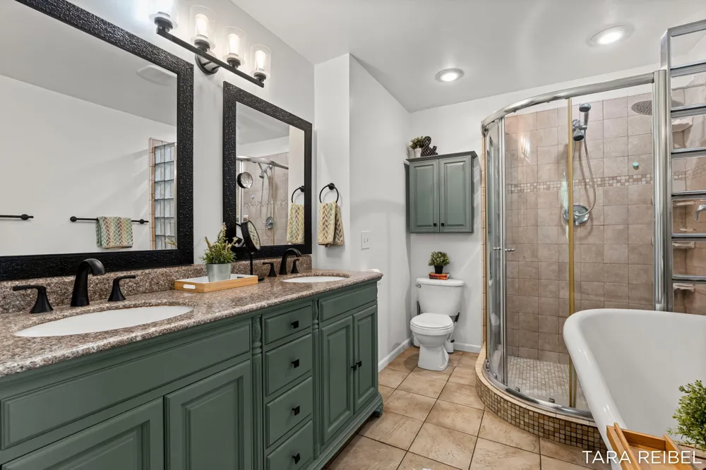 990 Riley Street Hudsonville, MI 49426