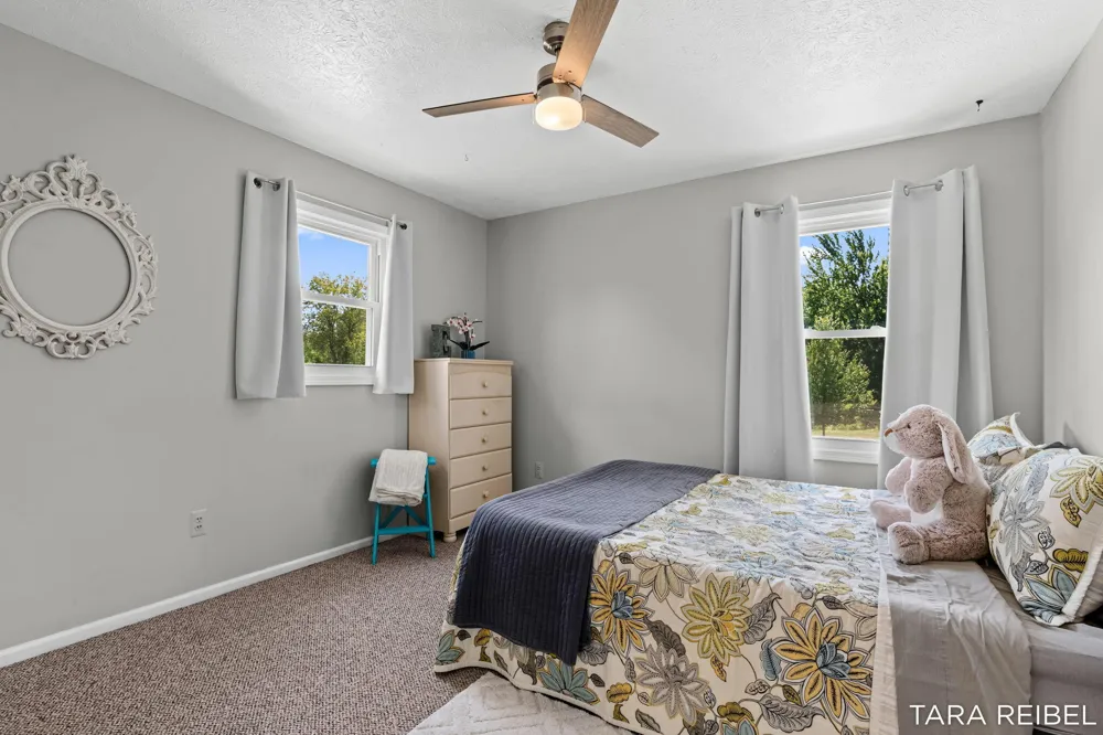 990 Riley Street Hudsonville, MI 49426