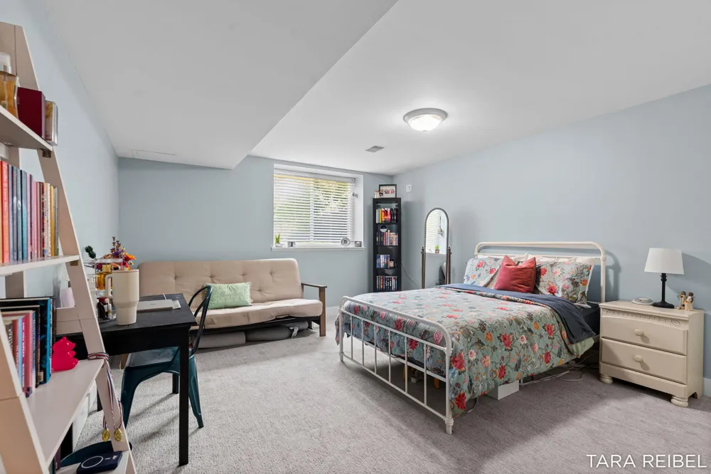 990 Riley Street Hudsonville, MI 49426