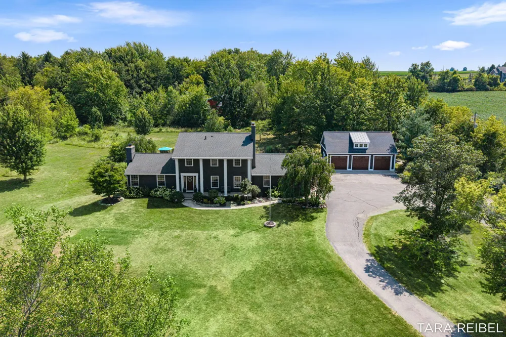 990 Riley Street Hudsonville, MI 49426