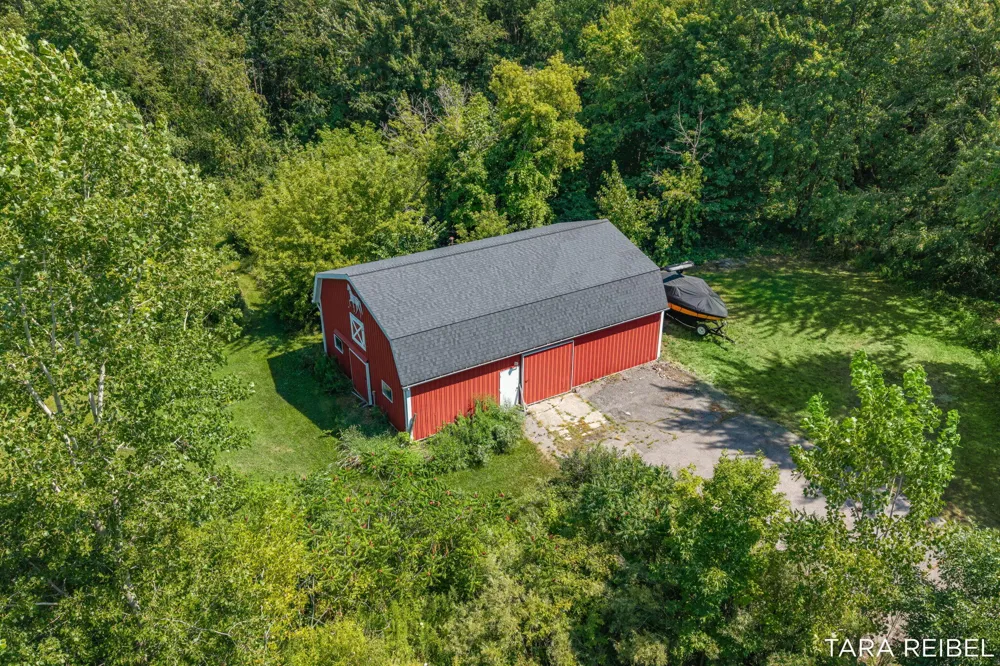 990 Riley Street Hudsonville, MI 49426