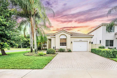 10704 OAK BEND WAY #10704