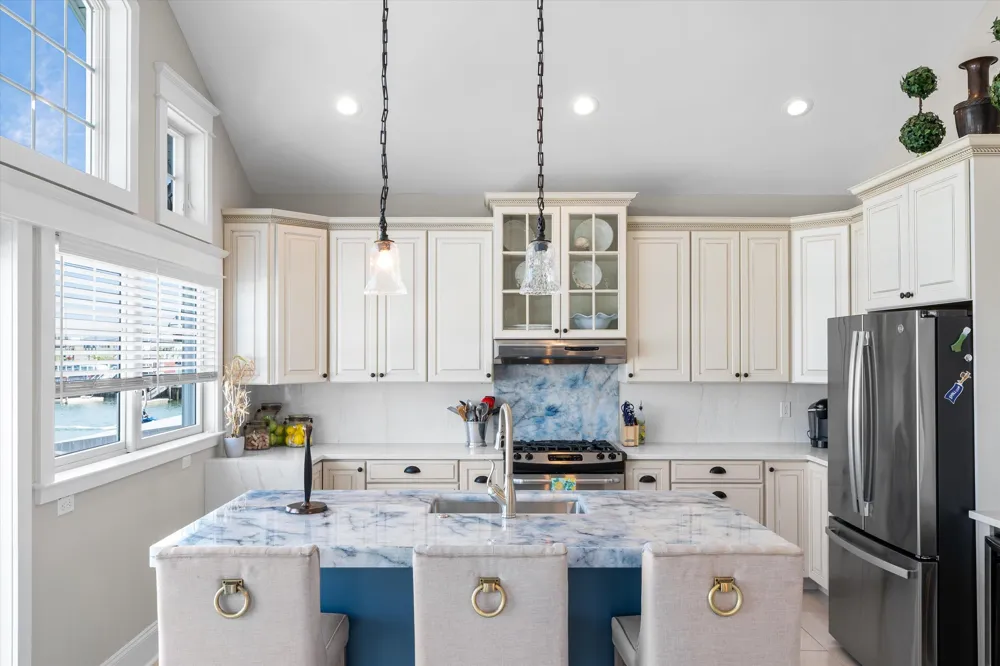 9715 3rd Avenue Stone Harbor, NJ 08247