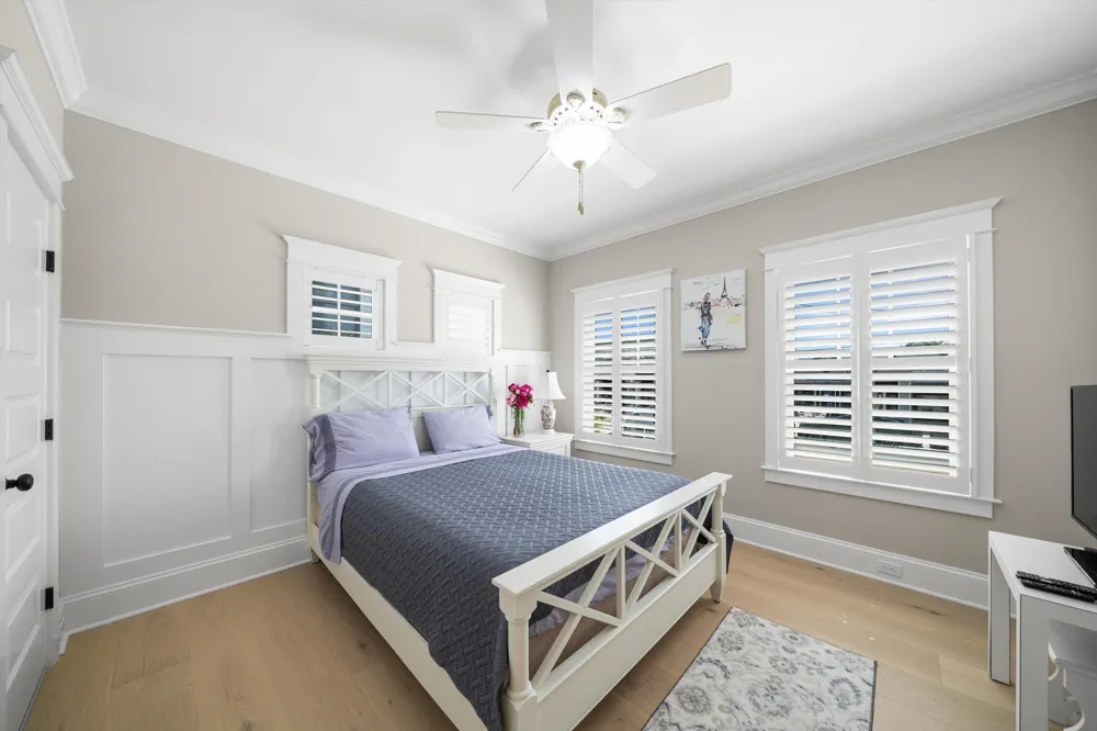 9715 3rd Avenue Stone Harbor, NJ 08247