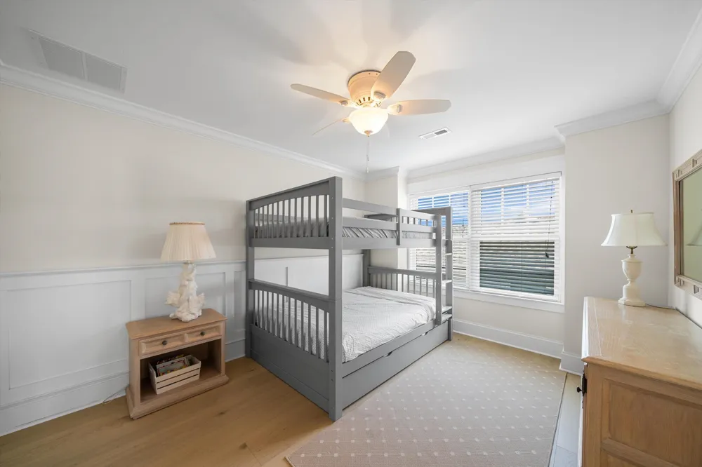 9715 3rd Avenue Stone Harbor, NJ 08247