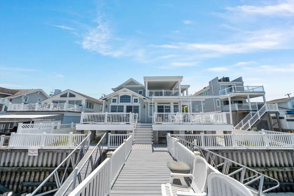 9715 3rd Avenue Stone Harbor, NJ 08247