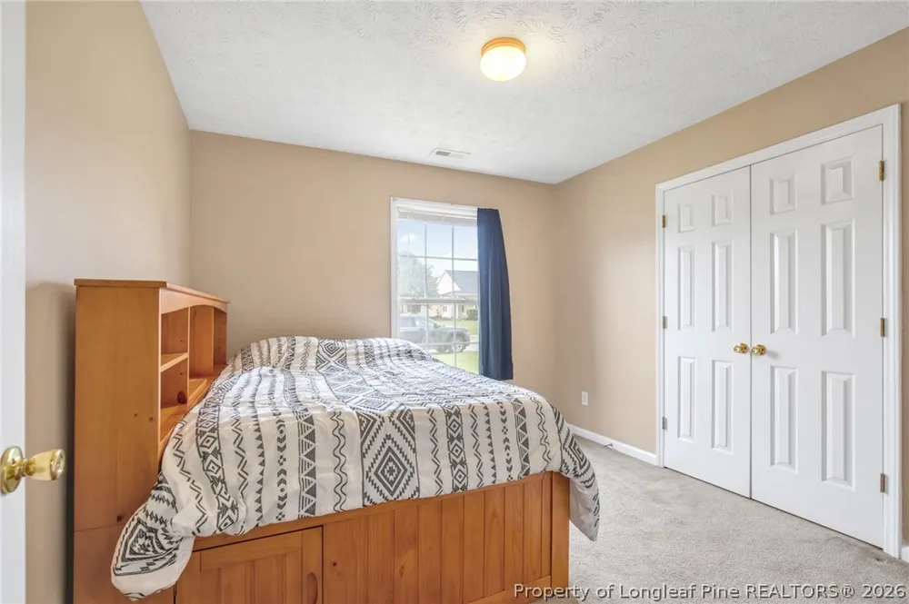 112 Hosta Drive Raeford, NC 28376