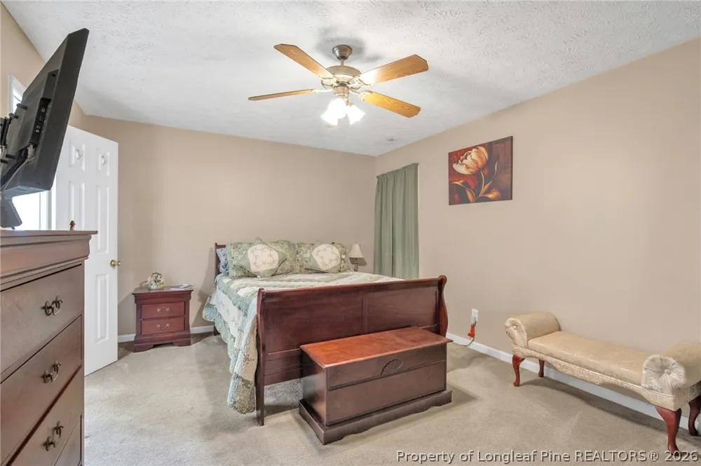 112 Hosta Drive Raeford, NC 28376