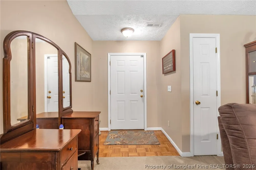 112 Hosta Drive Raeford, NC 28376
