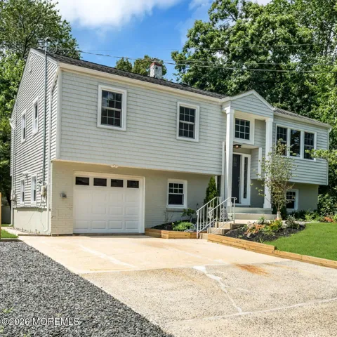 208 Riverside Drive