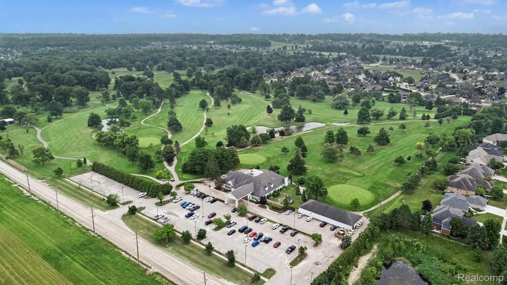 36510 Orchard Lake Drive New Baltimore City, MI 48047