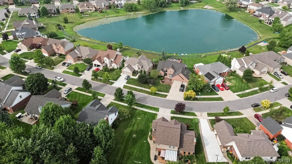 36510 Orchard Lake Drive New Baltimore City, MI 48047