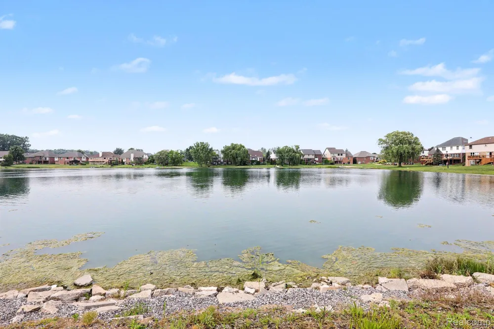 36510 Orchard Lake Drive New Baltimore City, MI 48047