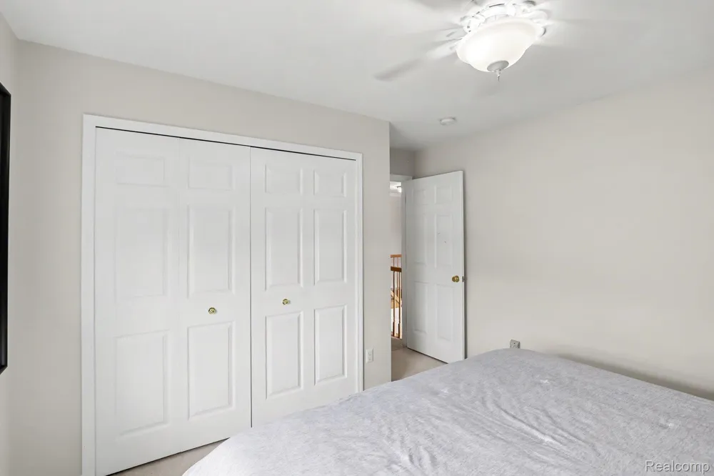 36510 Orchard Lake Drive New Baltimore City, MI 48047