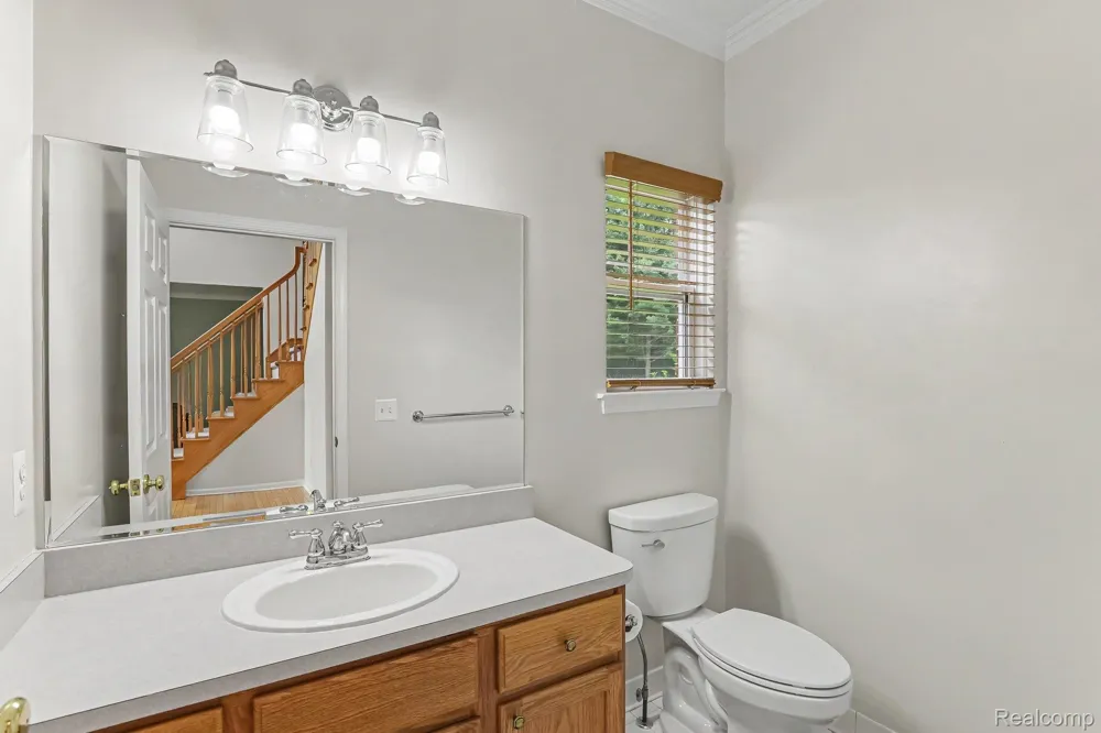 36510 Orchard Lake Drive New Baltimore City, MI 48047