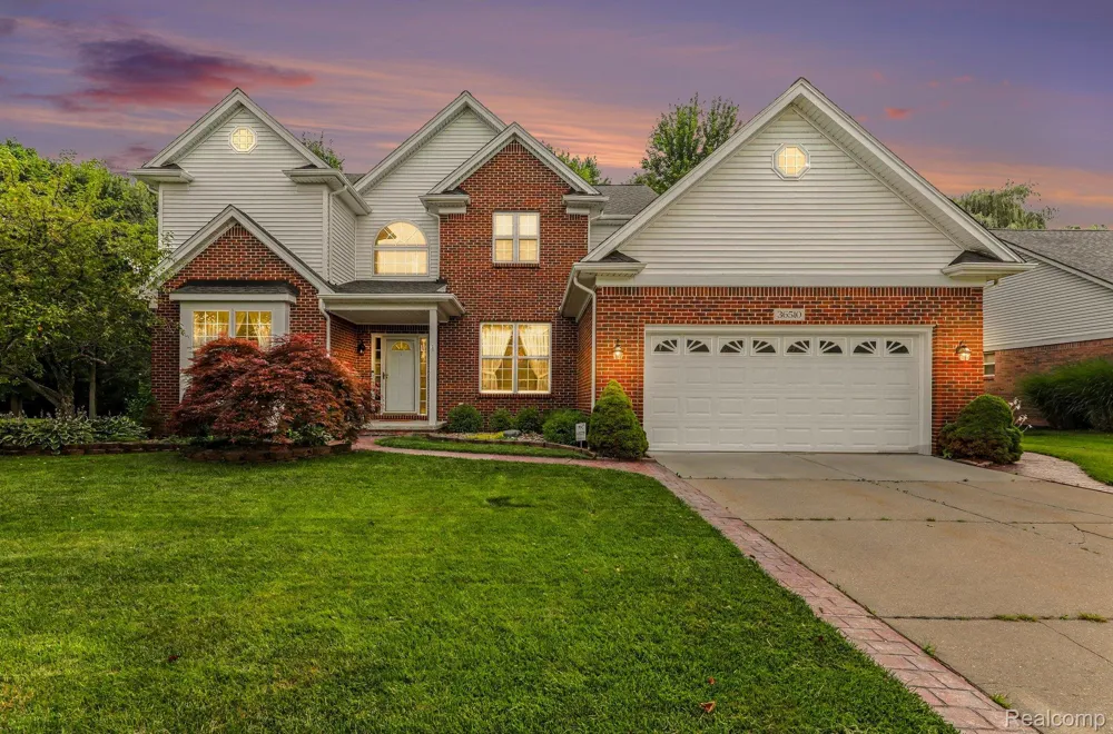 36510 Orchard Lake Drive New Baltimore City, MI 48047