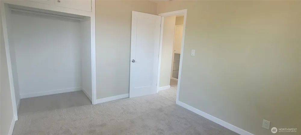 11503 Ainsworth Avenue S Tacoma, WA 98444