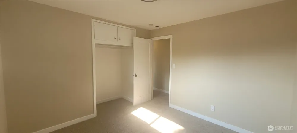 11503 Ainsworth Avenue S Tacoma, WA 98444
