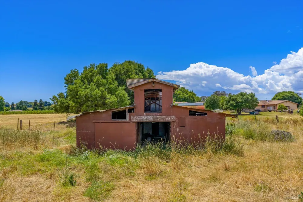 5266 Old Sonoma Road Napa, CA 94559