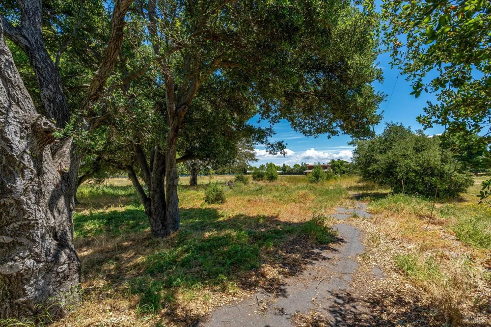5266 Old Sonoma Road Napa, CA 94559