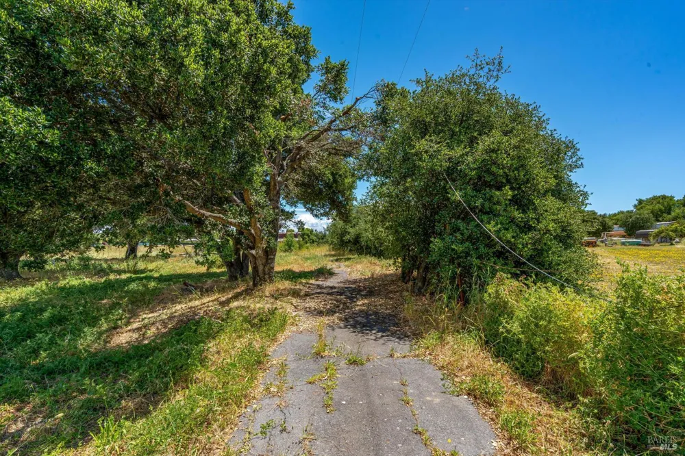5266 Old Sonoma Road Napa, CA 94559
