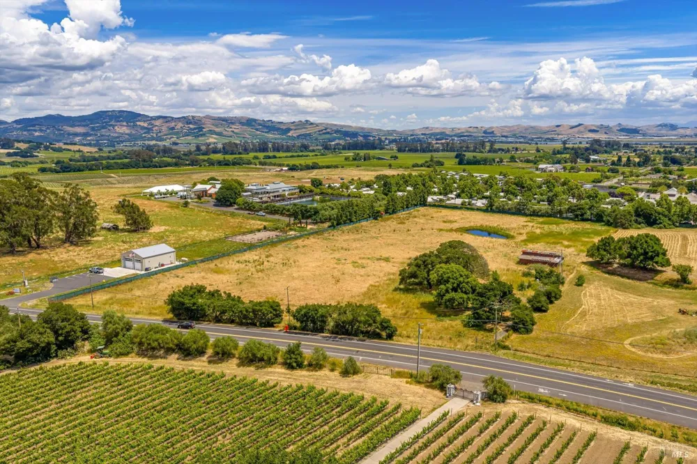 5266 Old Sonoma Road Napa, CA 94559