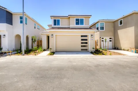 1498 Vintage Lane