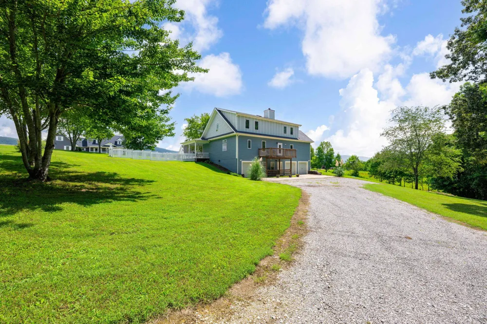 204 Johnny Wheeler Lane Dunlap, TN 37327