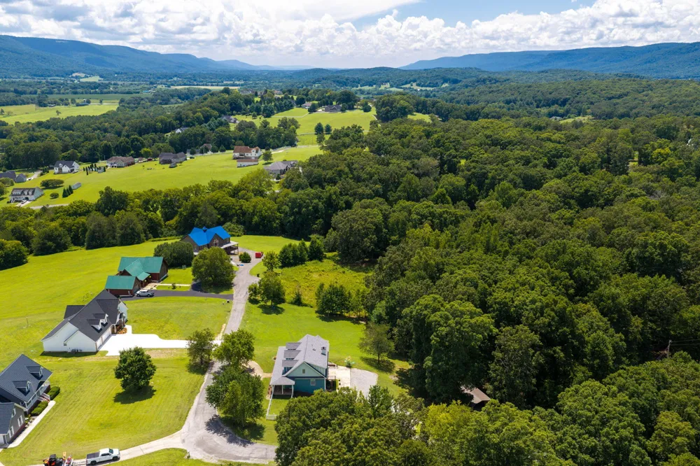 204 Johnny Wheeler Lane Dunlap, TN 37327