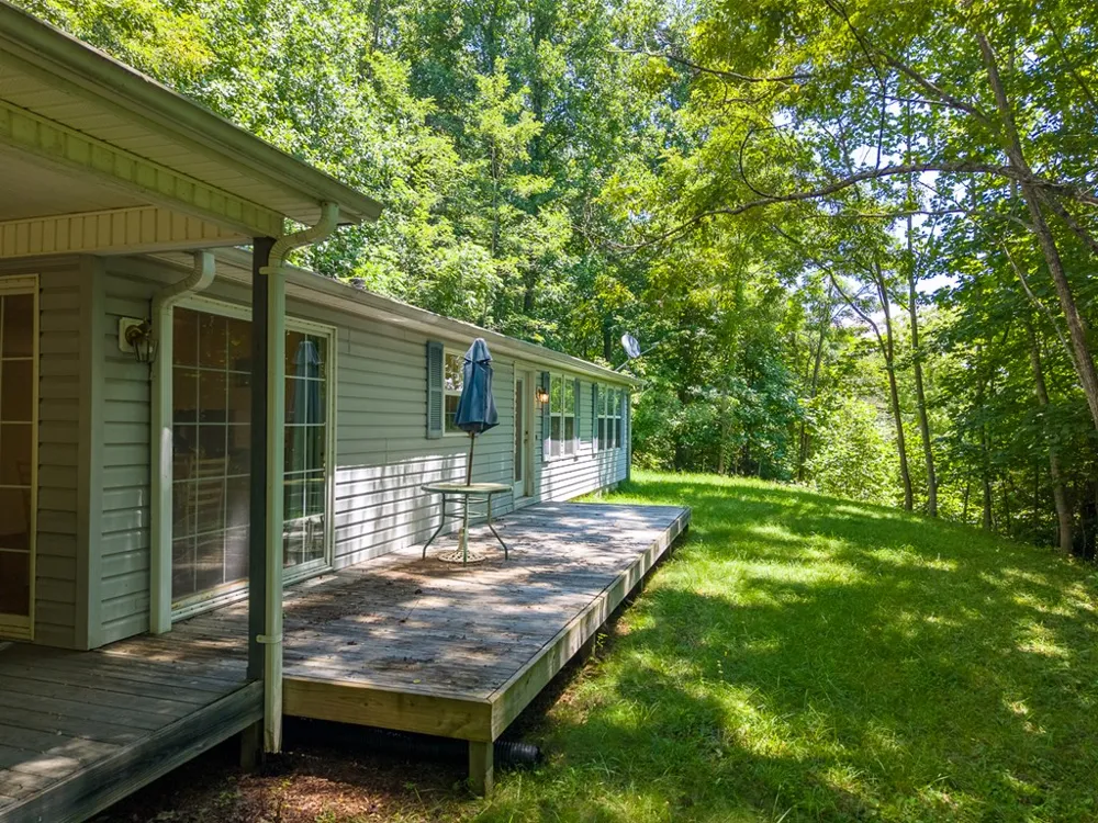 North Skeenah Rd Franklin, NC 28734