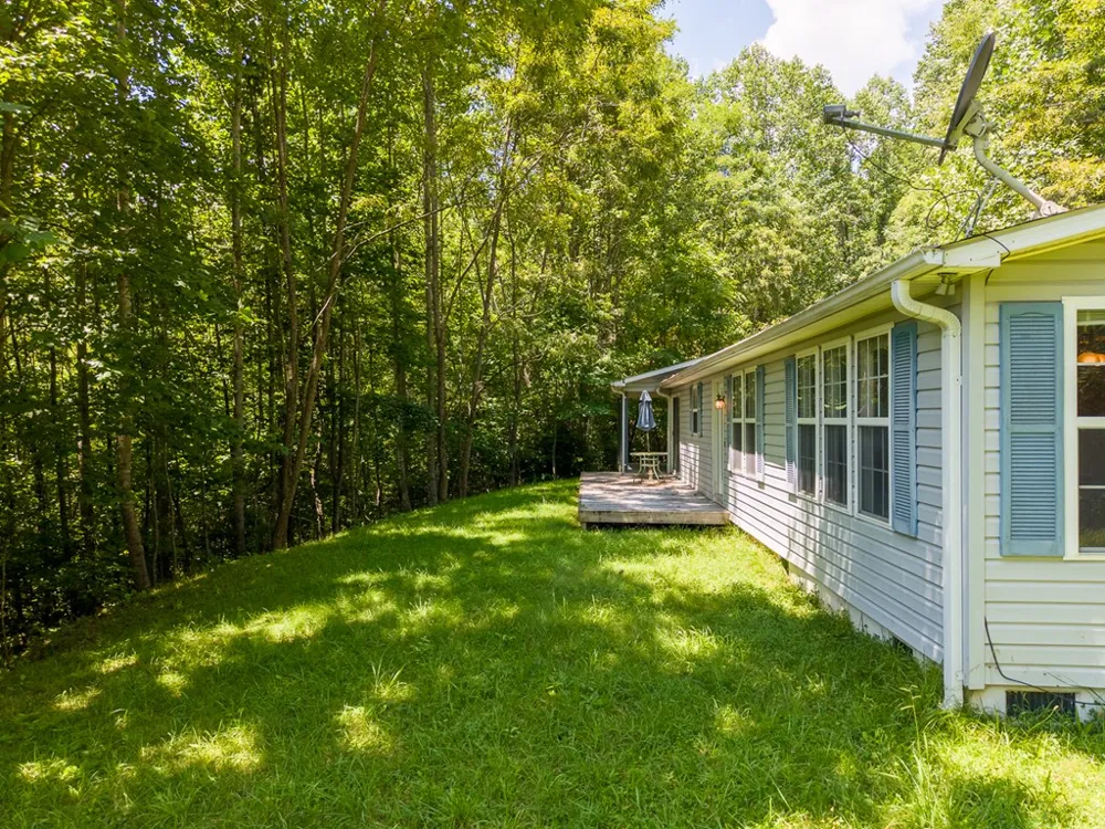 North Skeenah Rd Franklin, NC 28734