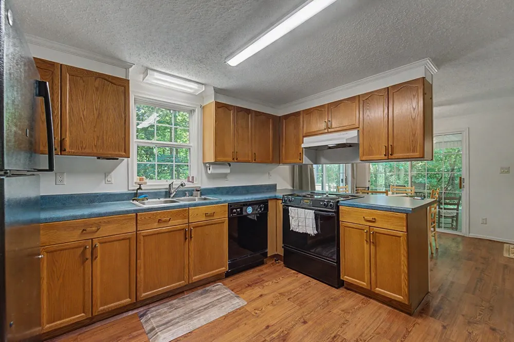 North Skeenah Rd Franklin, NC 28734