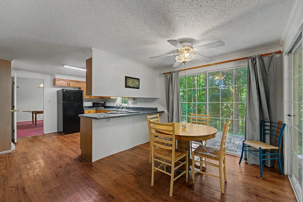 North Skeenah Rd Franklin, NC 28734