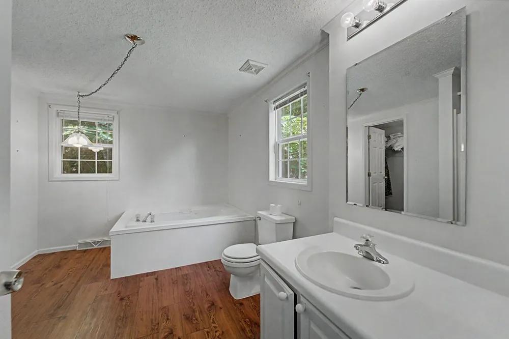 North Skeenah Rd Franklin, NC 28734