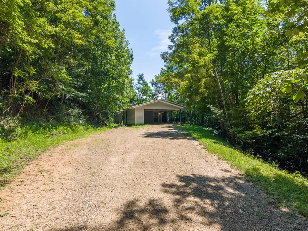 North Skeenah Rd Franklin, NC 28734