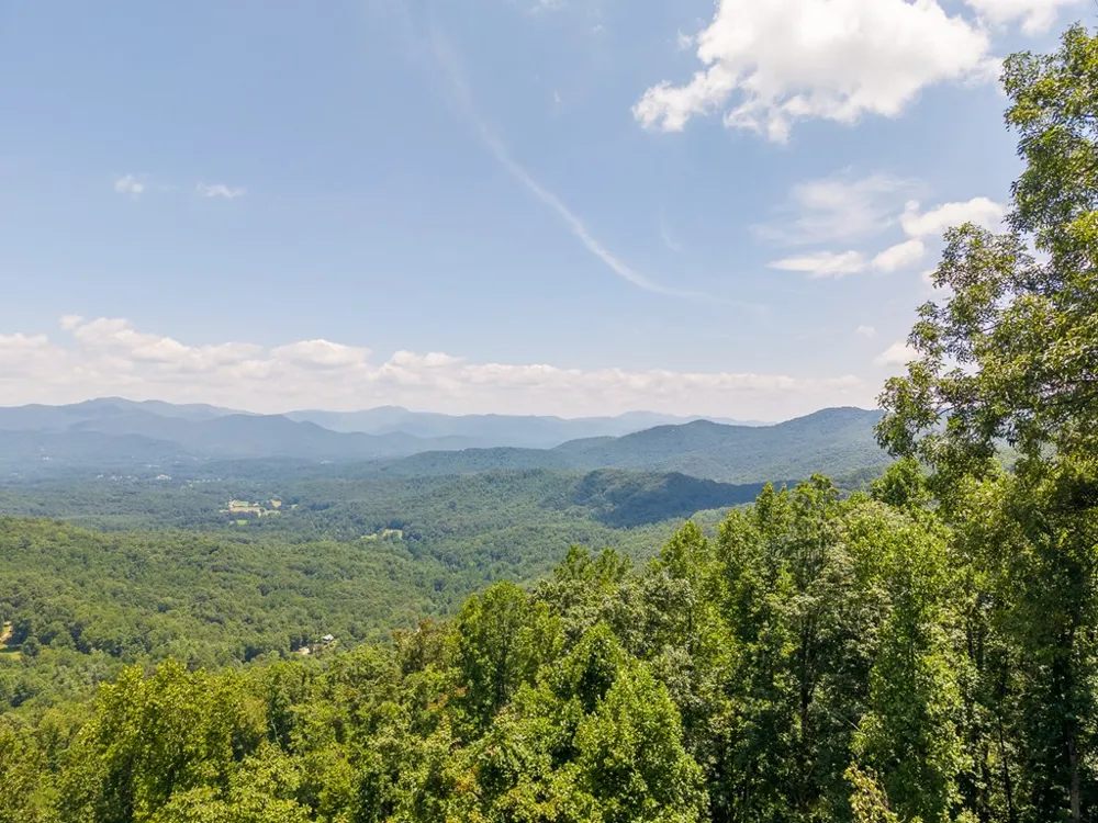 North Skeenah Rd Franklin, NC 28734