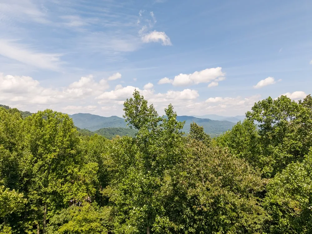 North Skeenah Rd Franklin, NC 28734