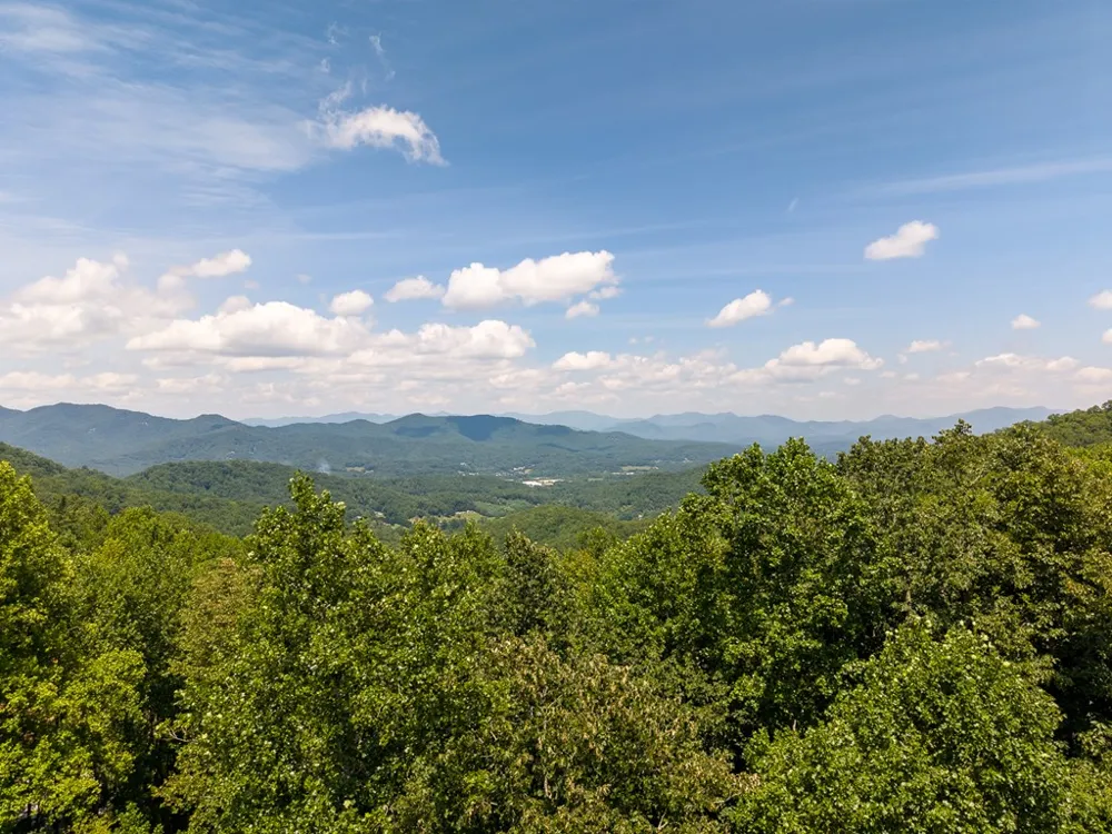 North Skeenah Rd Franklin, NC 28734