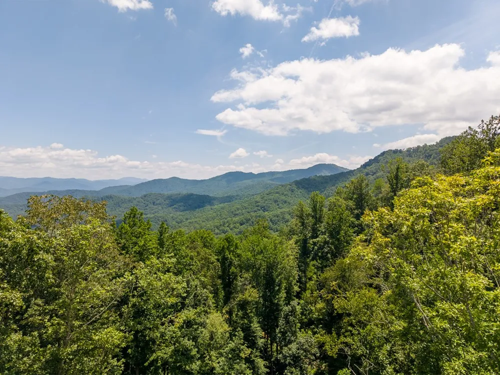 North Skeenah Rd Franklin, NC 28734