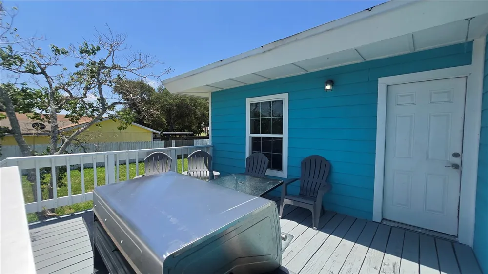 402 S Saunders Street Aransas Pass, TX 78336