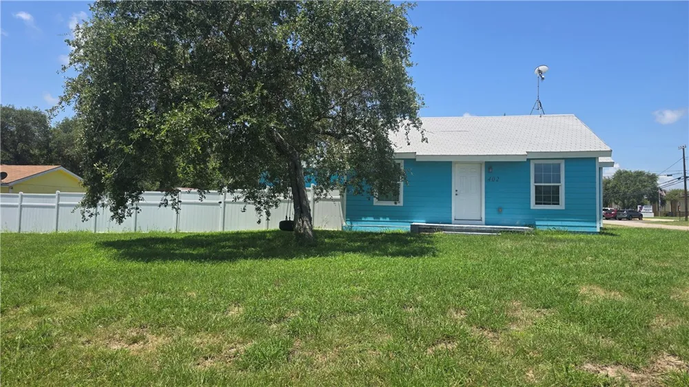 402 S Saunders Street Aransas Pass, TX 78336