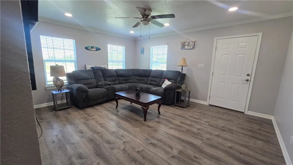 402 S Saunders Street Aransas Pass, TX 78336