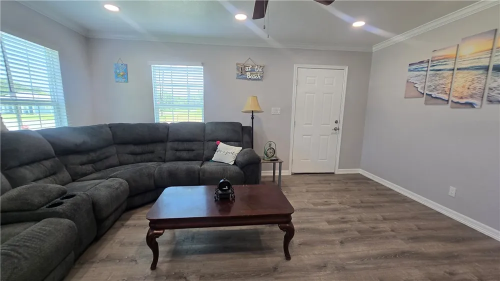 402 S Saunders Street Aransas Pass, TX 78336
