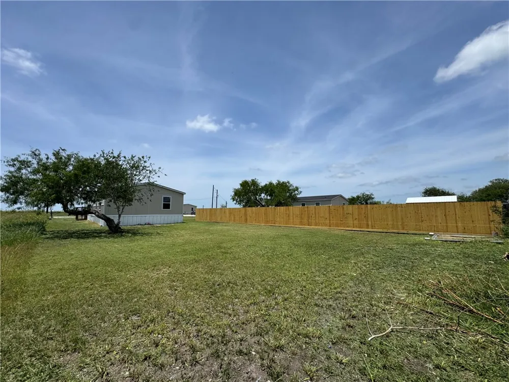 352 Packinghouse Road Taft, TX 78390