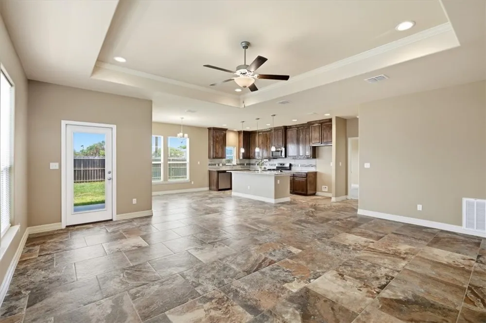 207 Bismarck Palm Circle Portland, TX 78374