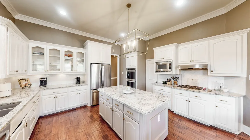 324 E Carruth Lane Double Oak, TX 75077