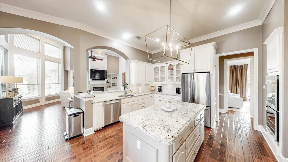324 E Carruth Lane Double Oak, TX 75077