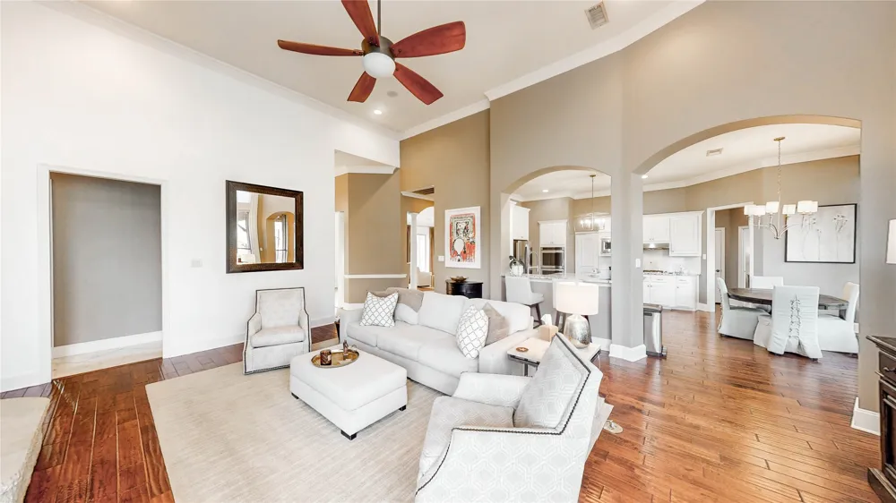 324 E Carruth Lane Double Oak, TX 75077