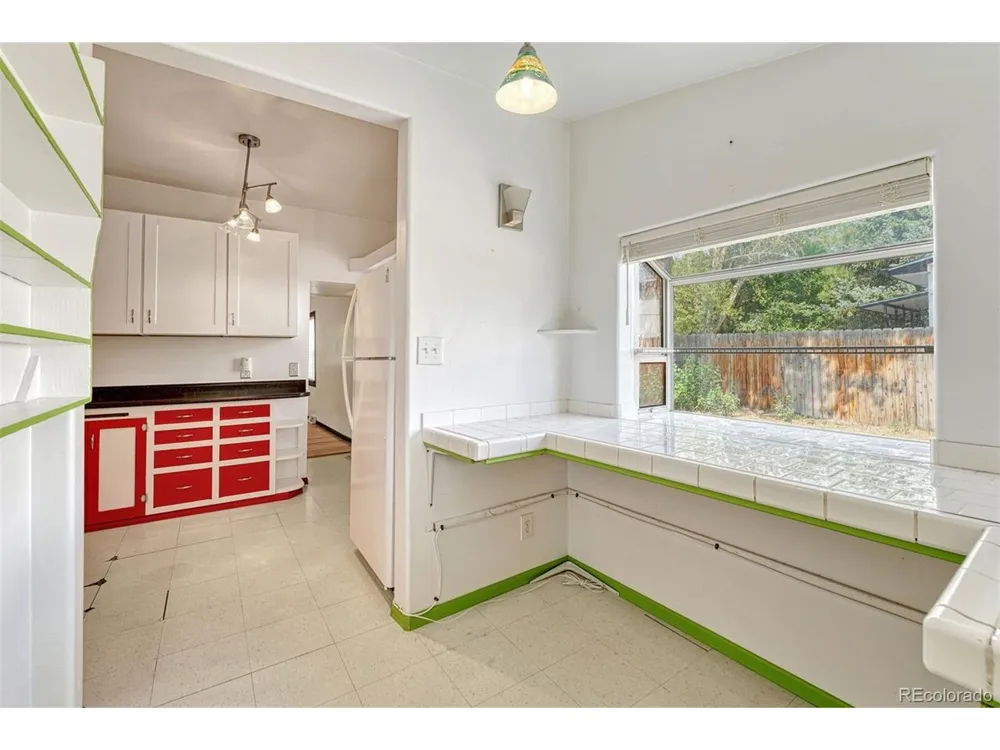 1022 W 4th Street Florence, CO 81226